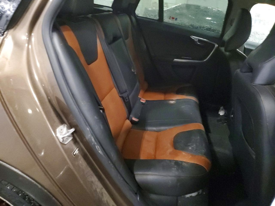 Volvo V60 2016 — Copart