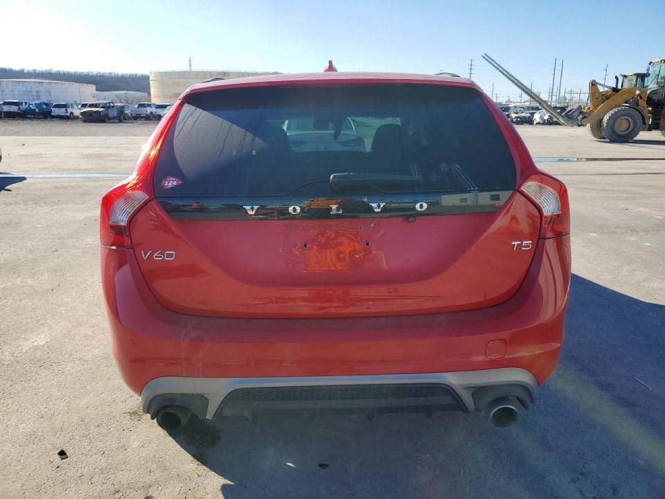 Volvo V60 2018 — Copart
