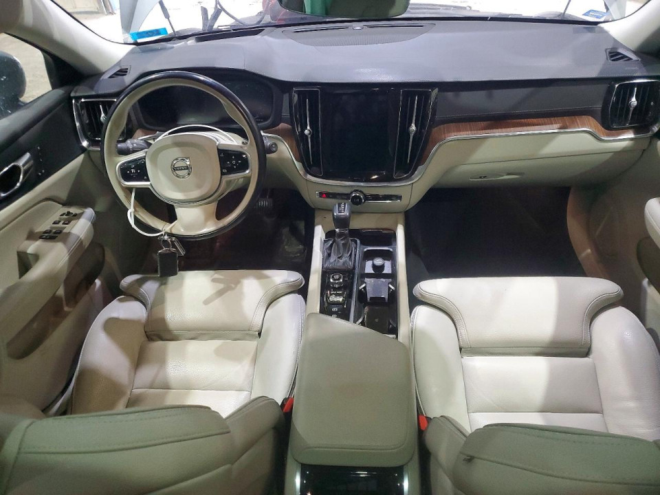 Volvo V60 2020 — Copart