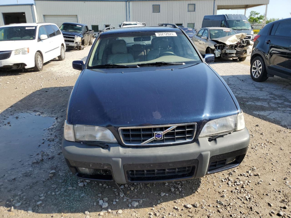 Volvo V70 1999 — Copart
