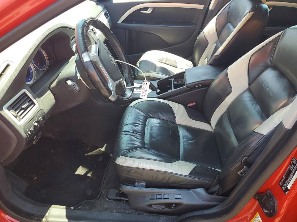 Volvo V70 2010 — Copart