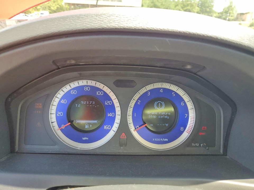 Volvo V70 2010 — Copart