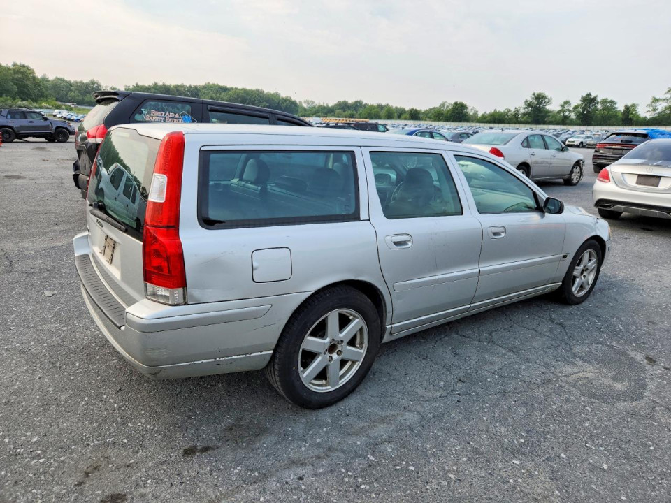 Volvo V70 2006 — Copart