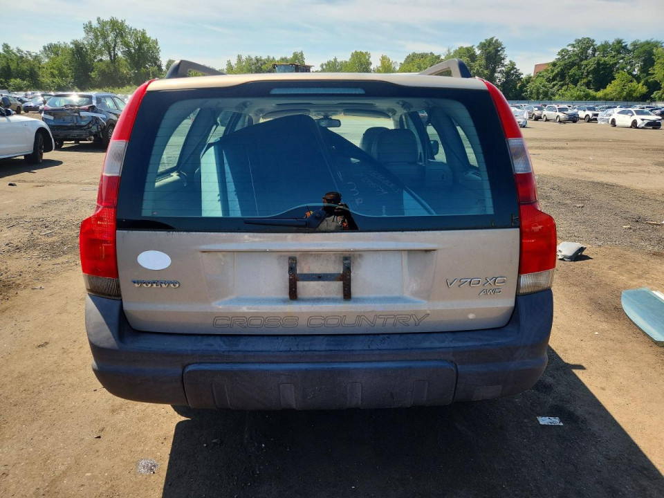 Volvo V70 2001 — Copart