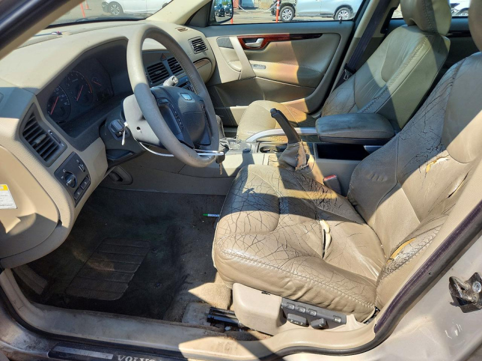 Volvo V70 2001 — Copart