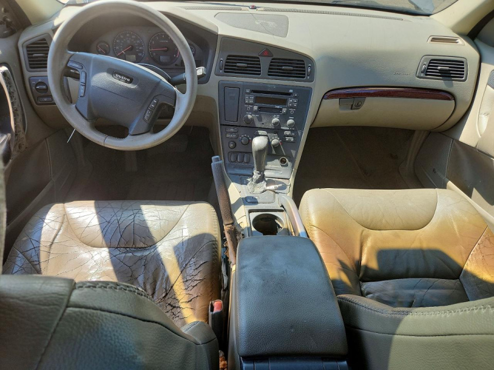 Volvo V70 2001 — Copart