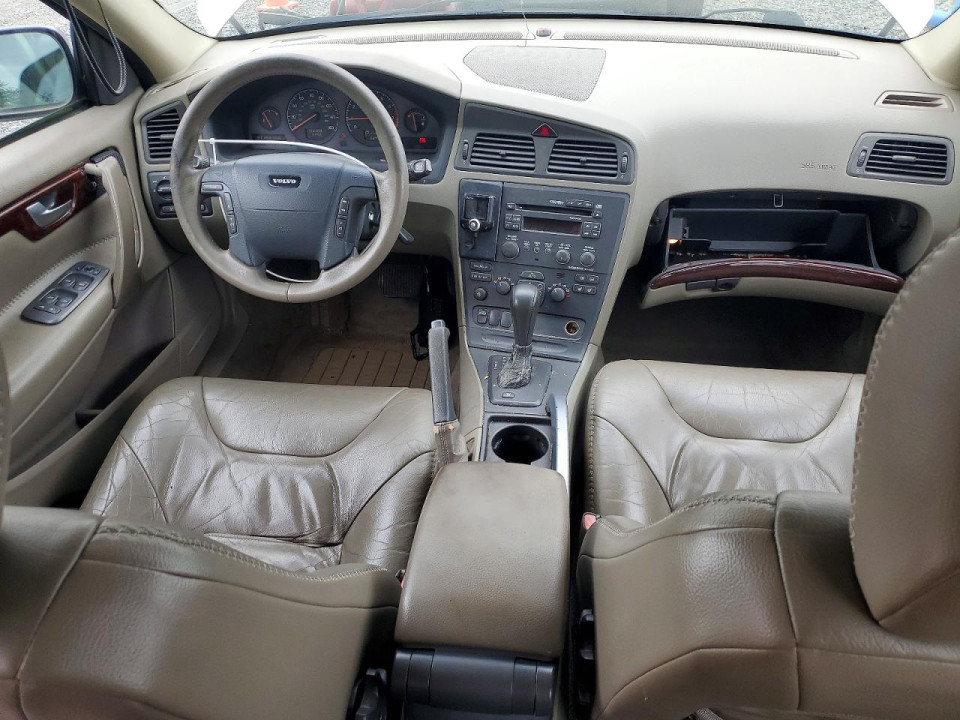 Volvo V70 2001 — Copart
