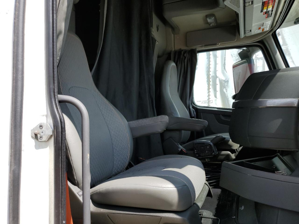 Volvo VN 2019 — Copart