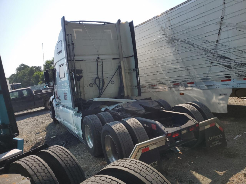 Volvo VN 2024 — Copart