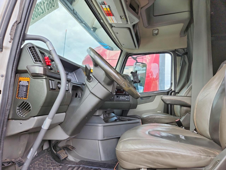 Volvo VN 2018 — Copart