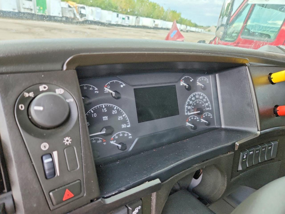 Volvo VN 2018 — Copart