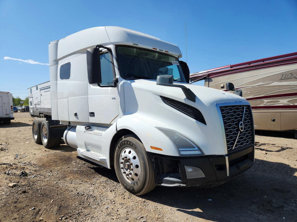Volvo VNL SEMI TRUCK 2019 — Copart