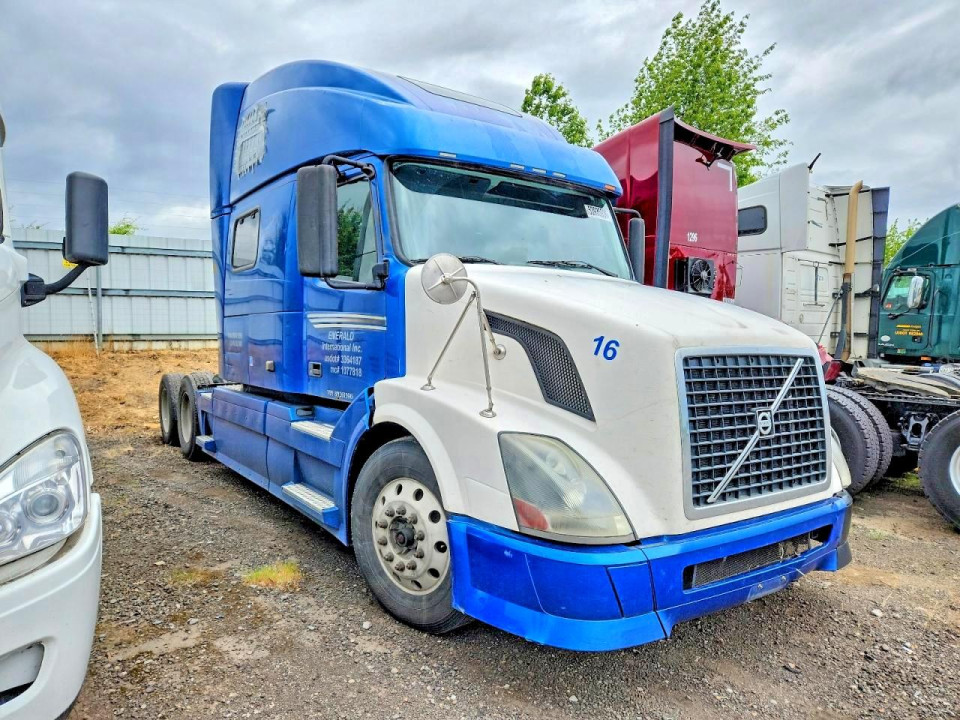 Volvo VN 2008 — Copart