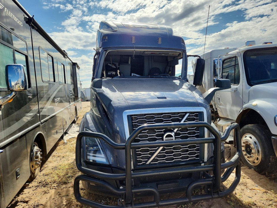 Volvo VN 2024 — Copart