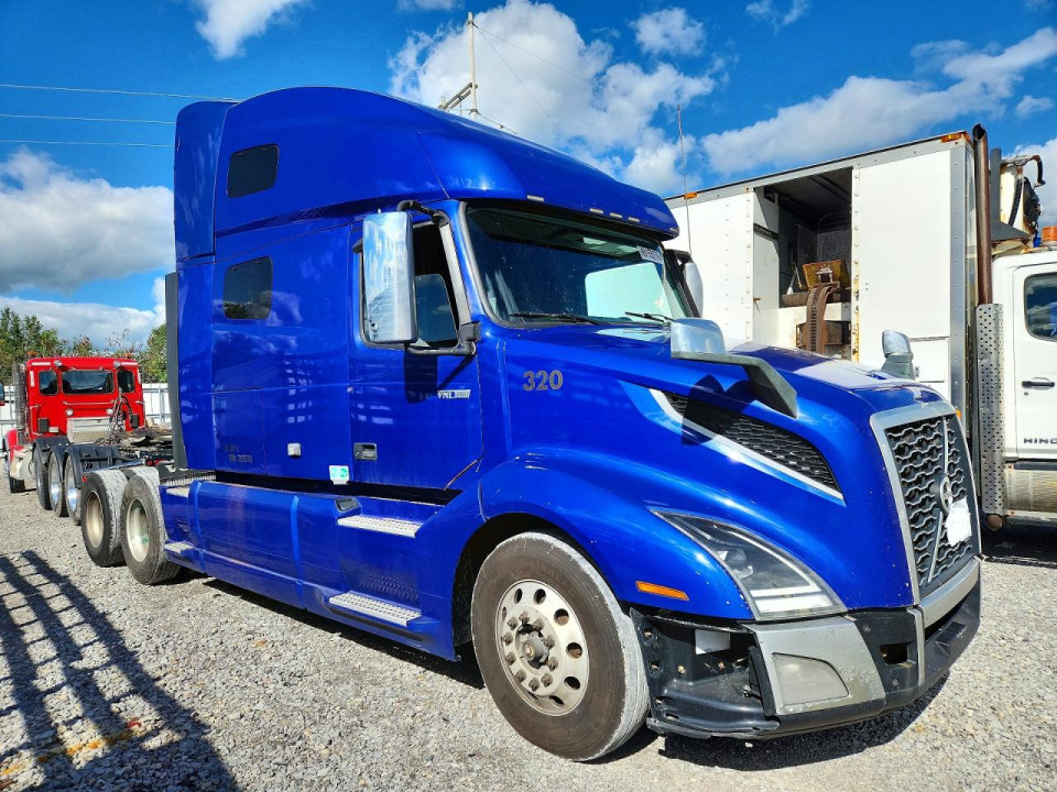 Volvo VNL SEMI TRUCK 2020 — Copart