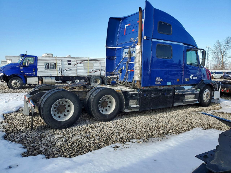 Volvo VN 2005 — Copart