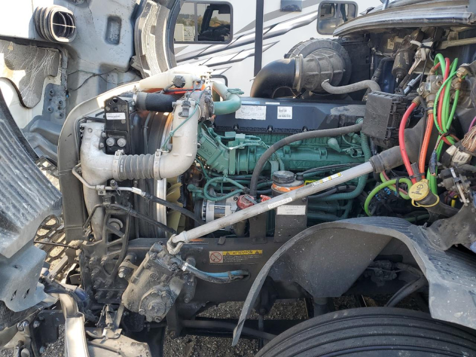 Volvo VN 2024 — Copart