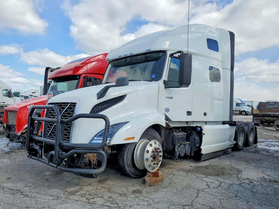 Volvo VNL SEMI TRUCK 2020 — Copart