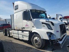 Volvo VNL SEMI TRUCK 2018 — Copart