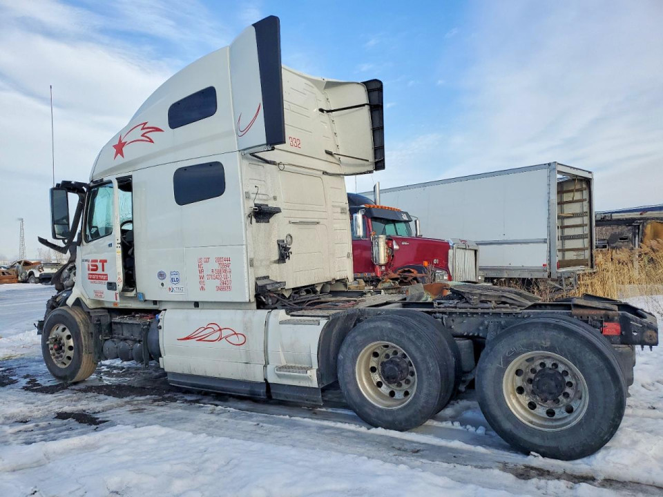 Volvo VN 2025 — Copart