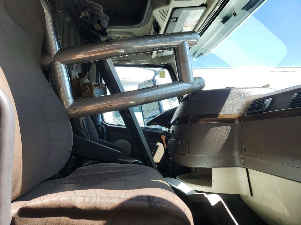 Volvo VN 2015 — Copart