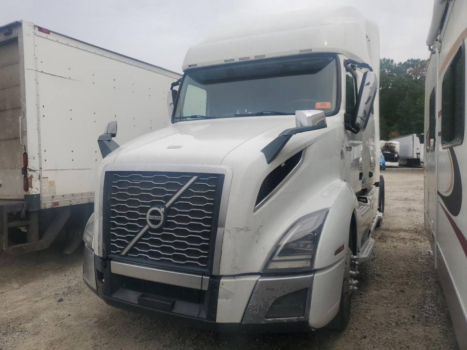 Volvo VNL SEMI TRUCK 2019 — Copart