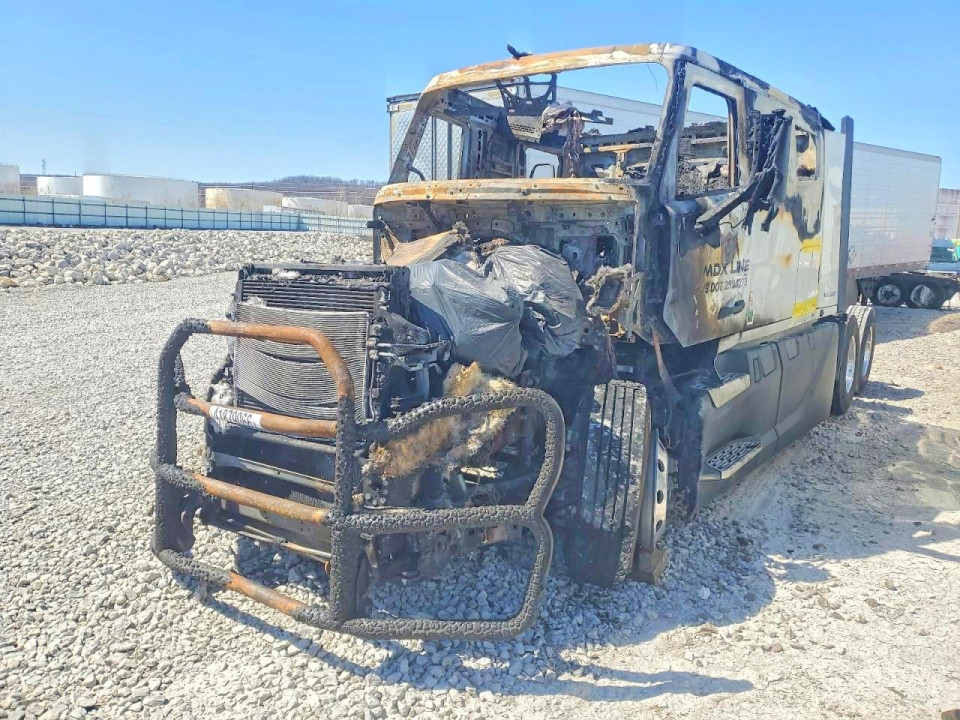 Volvo VNL (4) 2026 — Copart