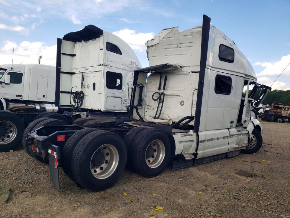 Volvo VNL (4) 2025 — Copart