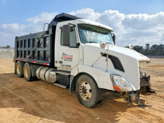Volvo VNL DUMP TRUCK 2012 — Copart