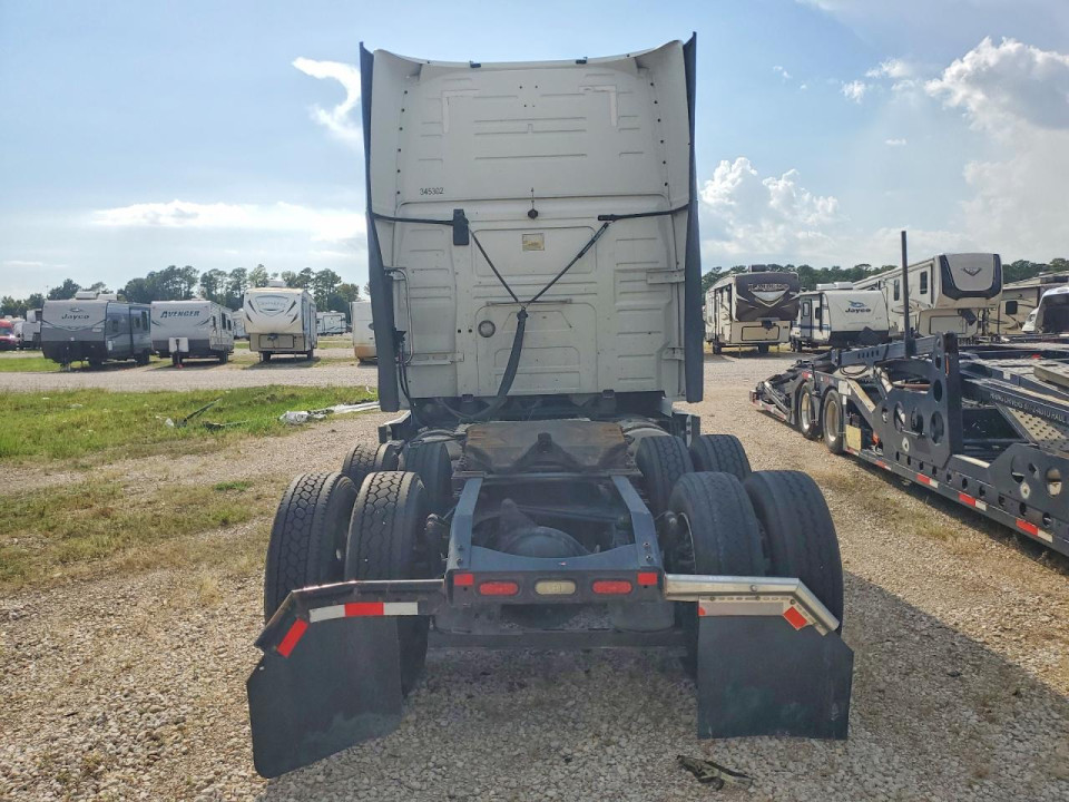Volvo VNL SEMI TRUCK 2021 — Copart