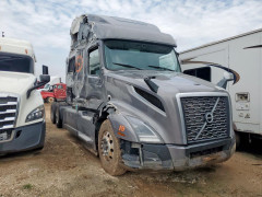Volvo VNL SEMI TRUCK 2020 — Copart