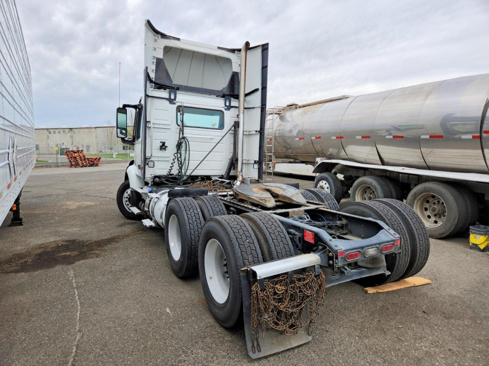 Volvo VNR 2020 — Copart