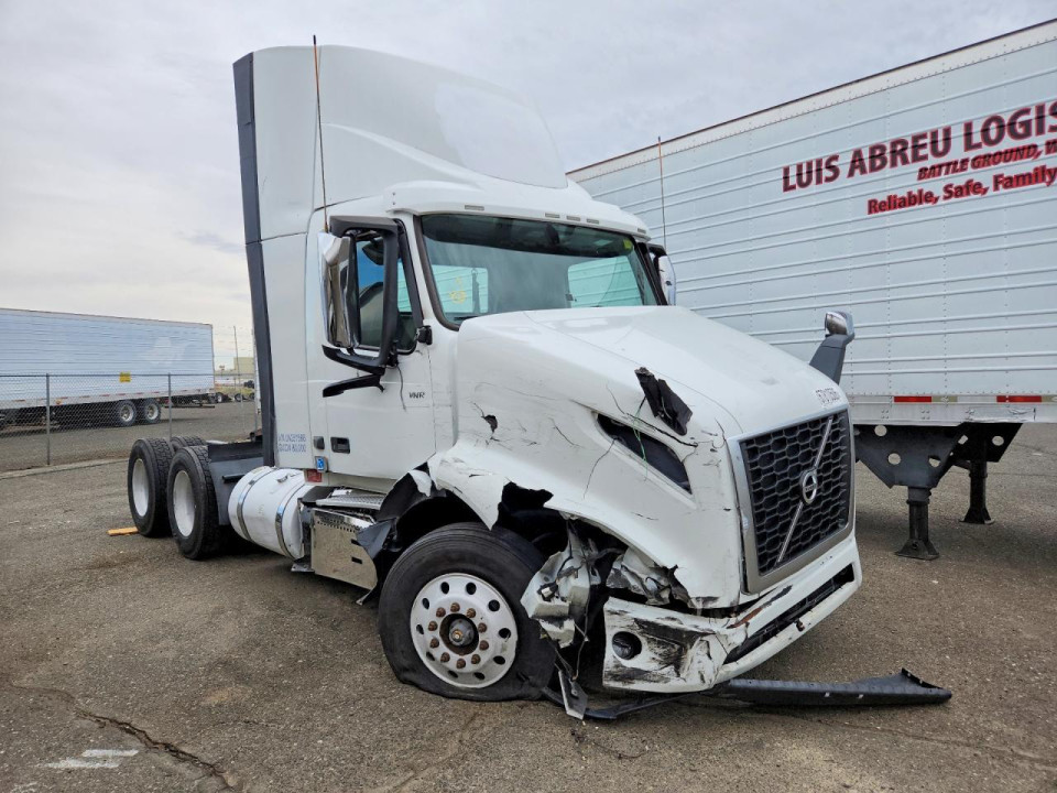 Volvo VNR 2020 — Copart