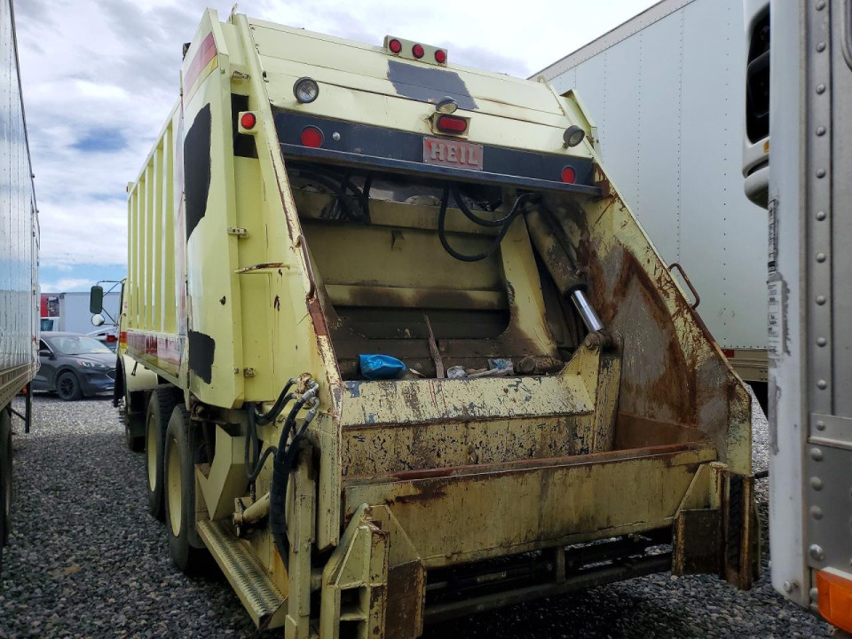 Volvo WXLL REFUSE TRUCK 1988 — Copart