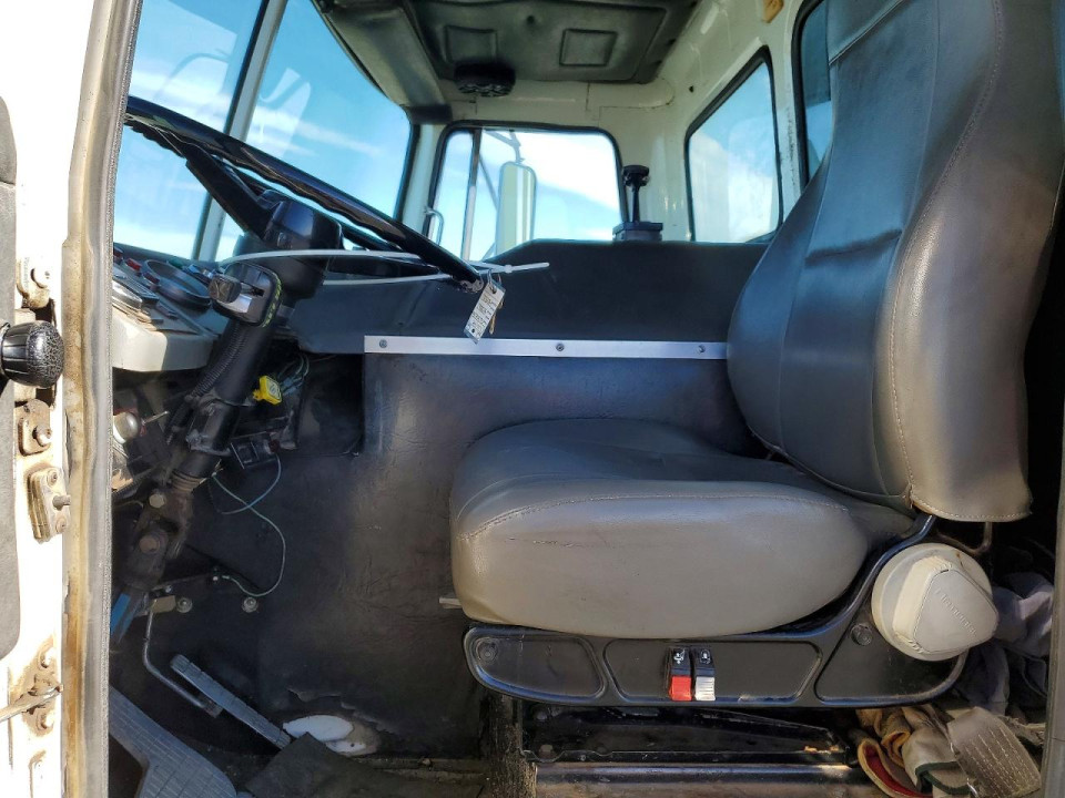 Volvo WXLL REFUSE TRUCK 1988 — Copart