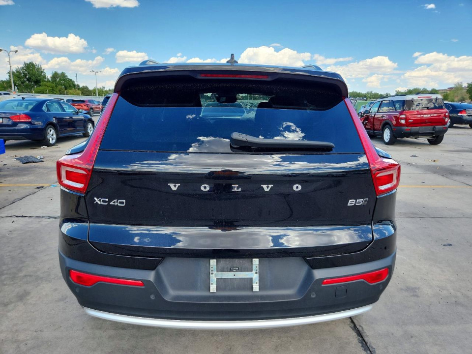Volvo XC40 CORE 2024 — Copart