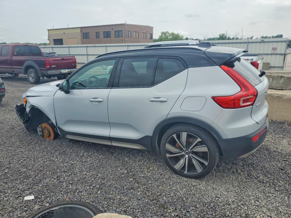 Volvo XC40 P8 RECHARGE ULTIMATE 2022 — Copart