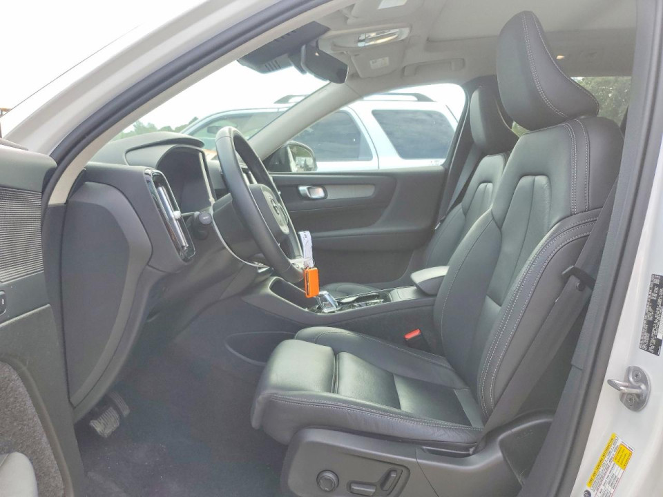 Volvo XC40 PLUS 2024 — Copart