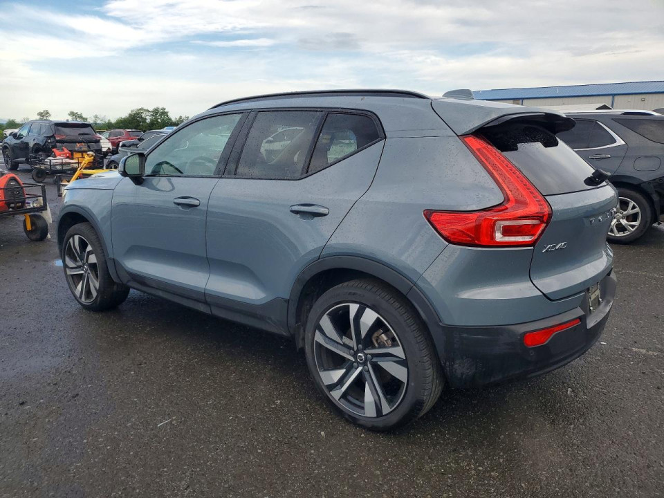 Volvo XC40 PLUS 2023 — Copart