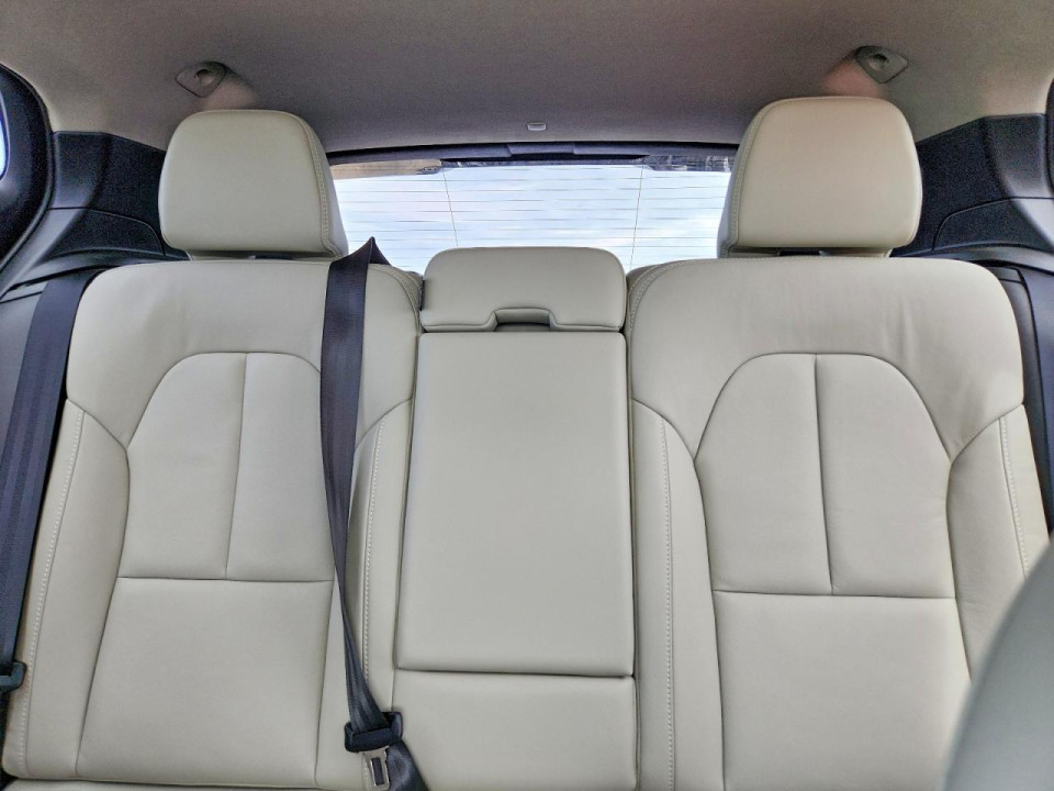 Volvo XC40 PLUS 2025 — Copart