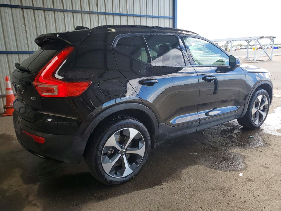 Volvo XC40 PLUS 2026 — Copart