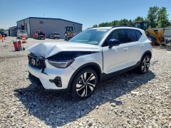 Volvo XC40 PLUS 2024 — Copart