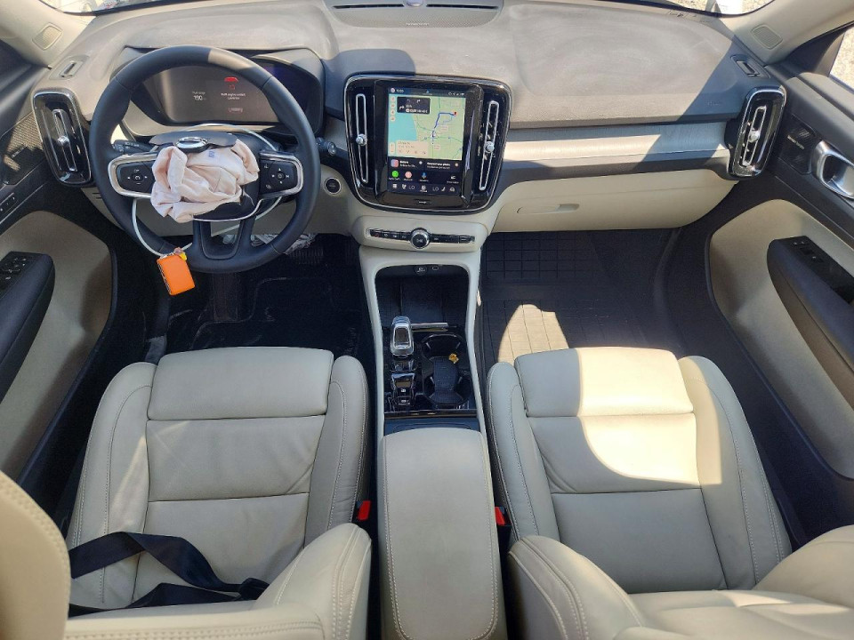 Volvo XC40 PLUS 2024 — Copart