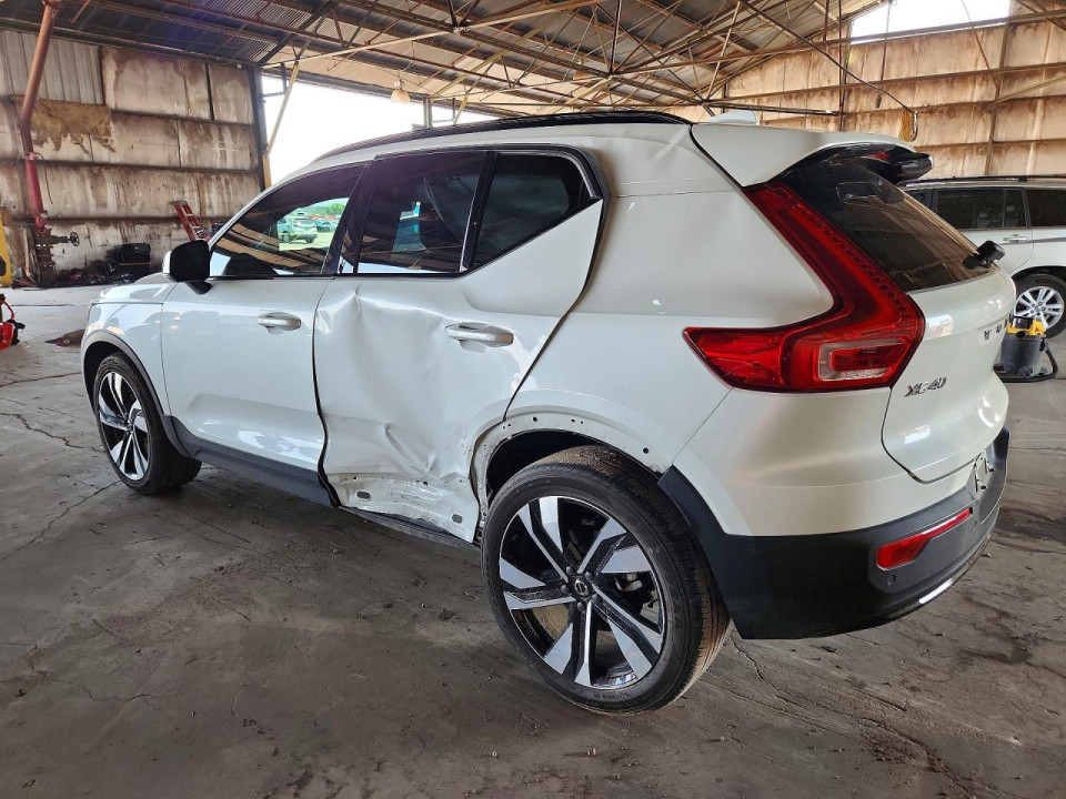 Volvo XC40 ULTIMATE 2023 — Copart