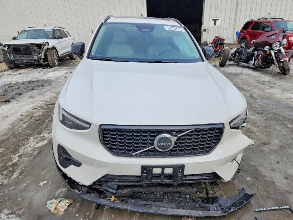 Volvo XC40 ULTRA 2025 — Copart