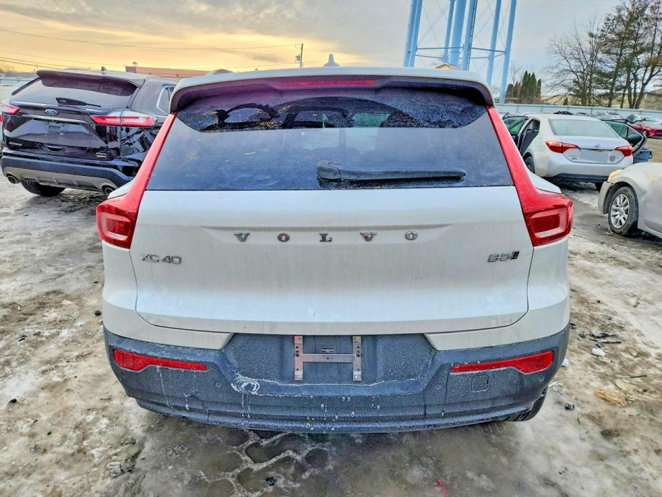 Volvo XC40 ULTRA 2025 — Copart