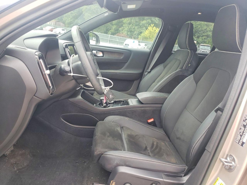 Volvo XC40 2023 — Copart