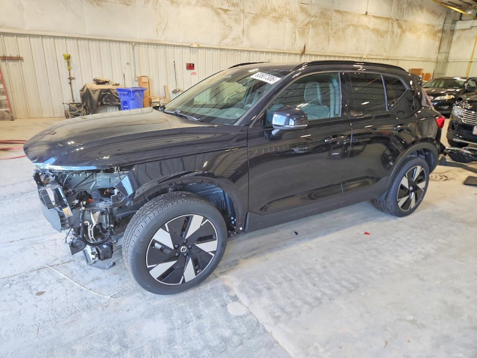 Volvo XC40 2024 — Copart