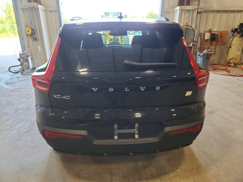 Volvo XC40 2024 — Copart