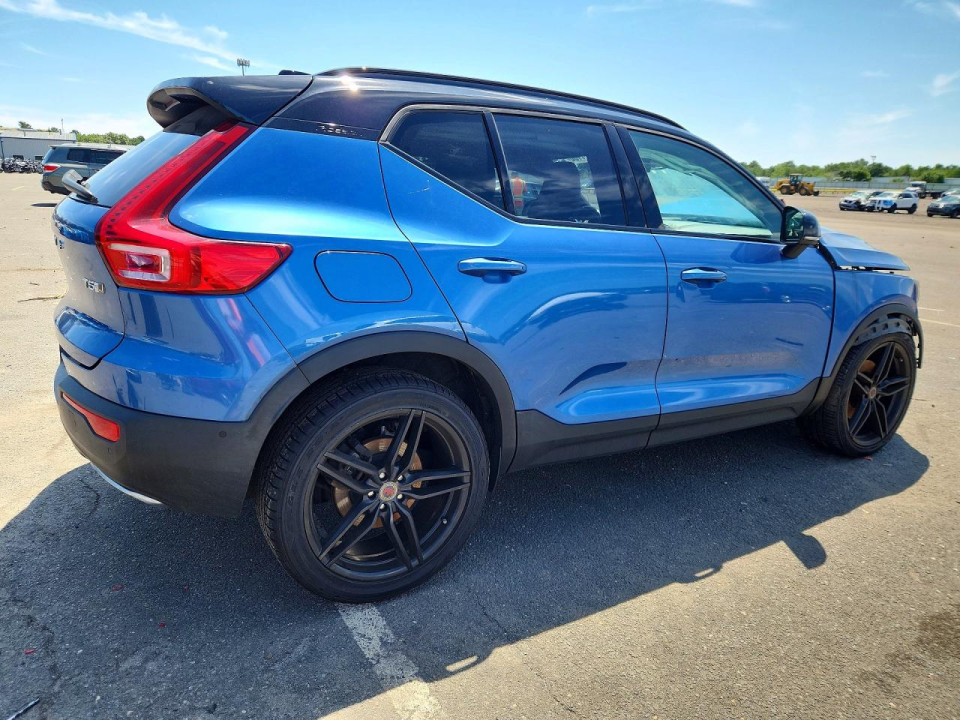 Volvo XC40 2019 — Copart